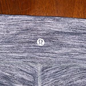 Lululemon wonder train low rise 28”